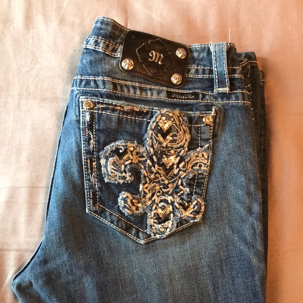 Miss Me Bootcut Jeans 32 (juniors 11)